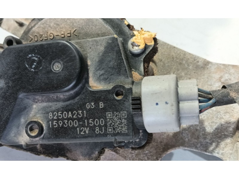 Recambio de motor limpia delantero para mitsubishi colt vi (z3_a, z2_a) 1.1 (z31a, z32a) referencia OEM IAM 8250A407  