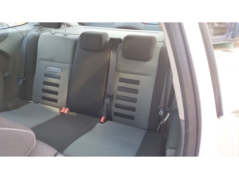Recambio de asientos traseros para ford focus ii (da_, hcp, dp) 1.6 tdci referencia OEM IAM   