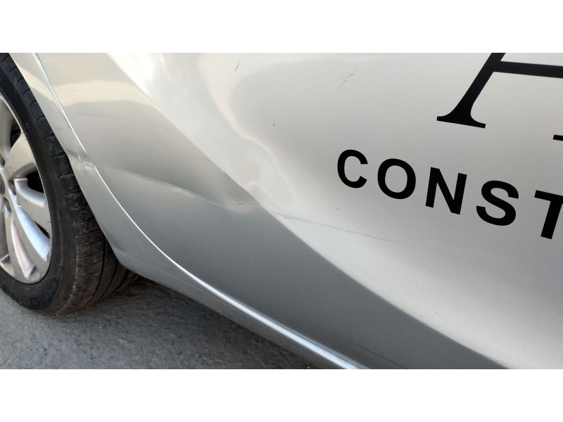 Recambio de puerta trasera derecha para opel zafira tourer c (p12) 2.0 cdti (75) referencia OEM IAM 13355183  