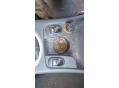 Recambio de mando elevalunas delantero izquierdo para citroën c3 i (fc_, fn_) 1.4 hdi referencia OEM IAM   