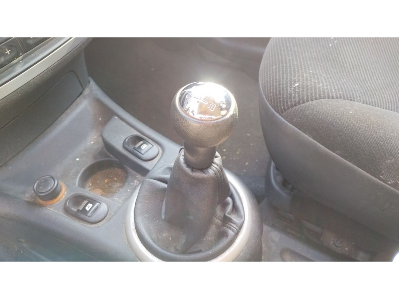 Recambio de pomo palanca cambio para citroën c3 i (fc_, fn_) 1.4 hdi referencia OEM IAM   