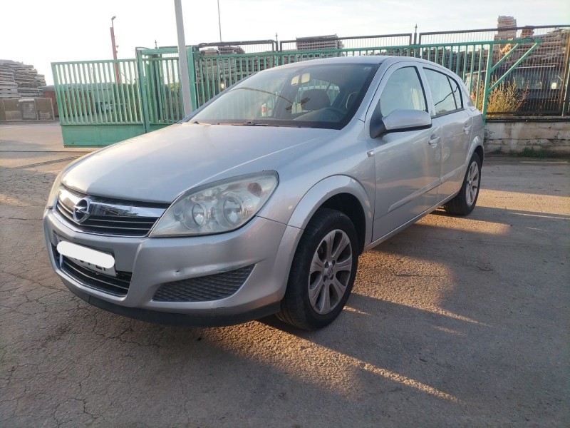 opel astra h (a04) del año 2008