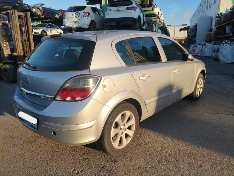 opel astra h (a04) del año 2008
