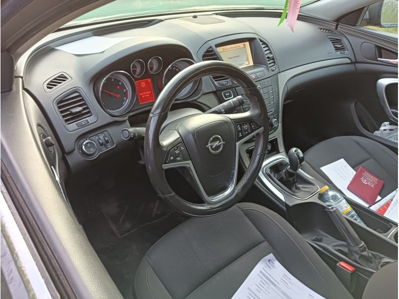 opel insignia a (g09) del año 2012