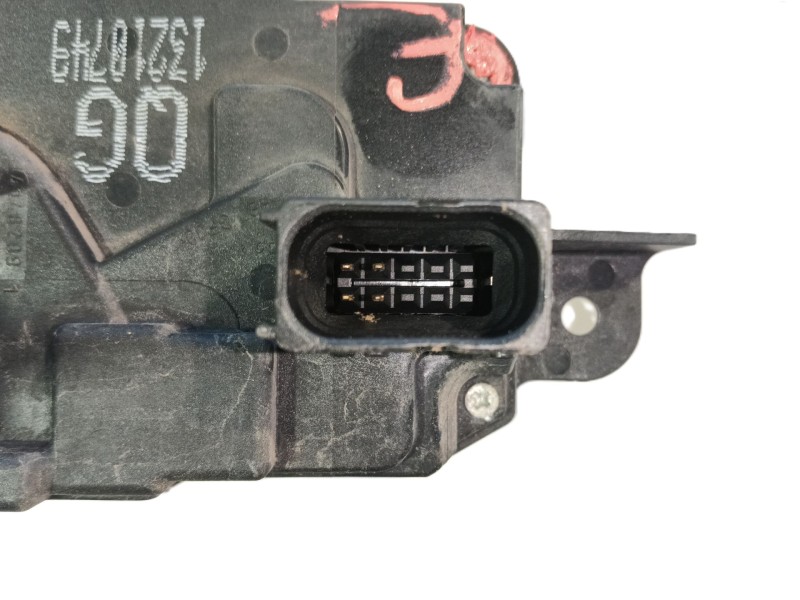 Recambio de cerradura puerta delantera derecha para opel astra h (a04) 1.6 (l48) referencia OEM IAM 13210745  