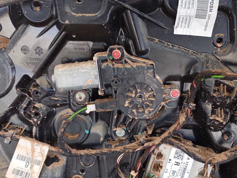 Recambio de puerta trasera izquierda para mercedes-benz glb (x247) glb 200 d (247.612) referencia OEM IAM 2477300304  