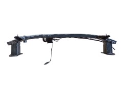 Recambio de refuerzo paragolpes delantero para kia stonic (yb) 1.2 cvvt referencia OEM IAM    2