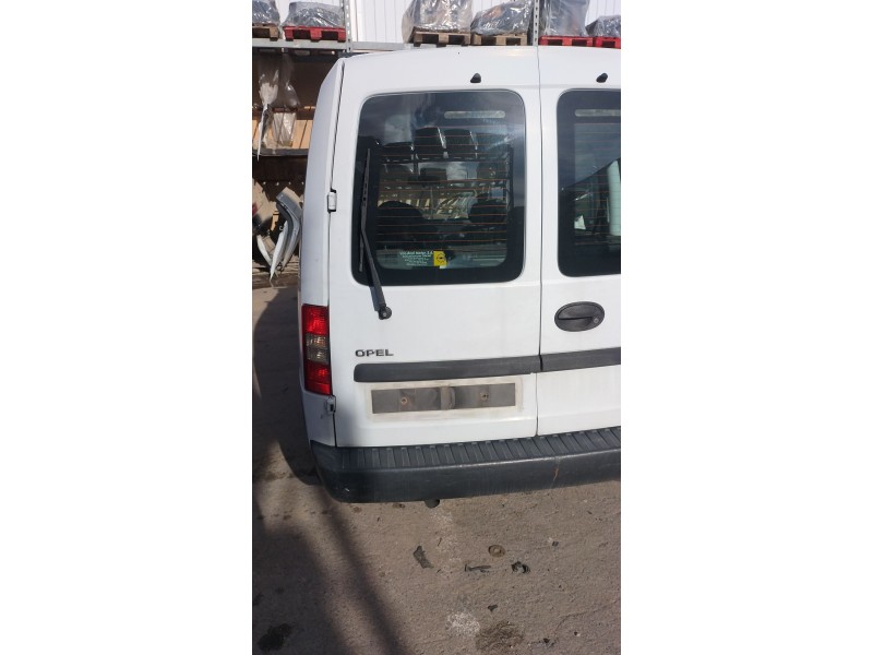 Recambio de puerta trasera izquierda para opel combo tour 1.7 cdti 16v referencia OEM IAM   