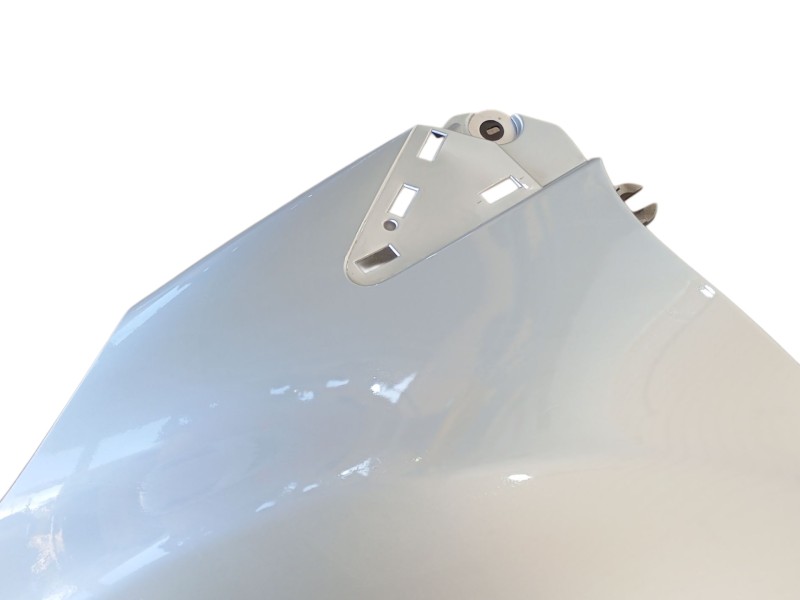 Recambio de aleta delantera izquierda para renault captur i (j5_, h5_) 1.5 dci 90 referencia OEM IAM 631018073R  