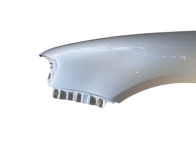 Recambio de aleta delantera izquierda para audi a3 (8l1) 1.6 referencia OEM IAM 8L0821105  