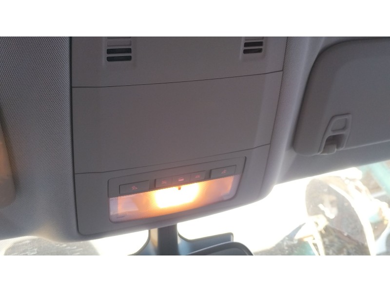 Recambio de luz interior delantera central para opel insignia a (g09) 2.0 cdti (68) referencia OEM IAM 22774318  