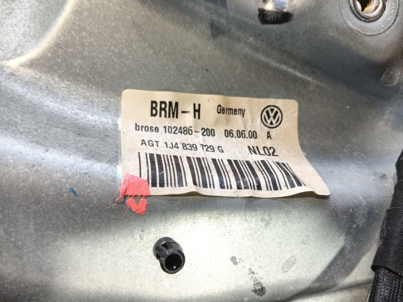 Recambio de elevalunas trasero izquierdo para volkswagen golf iv (1j1) 1.9 tdi referencia OEM IAM 1J4839462F  