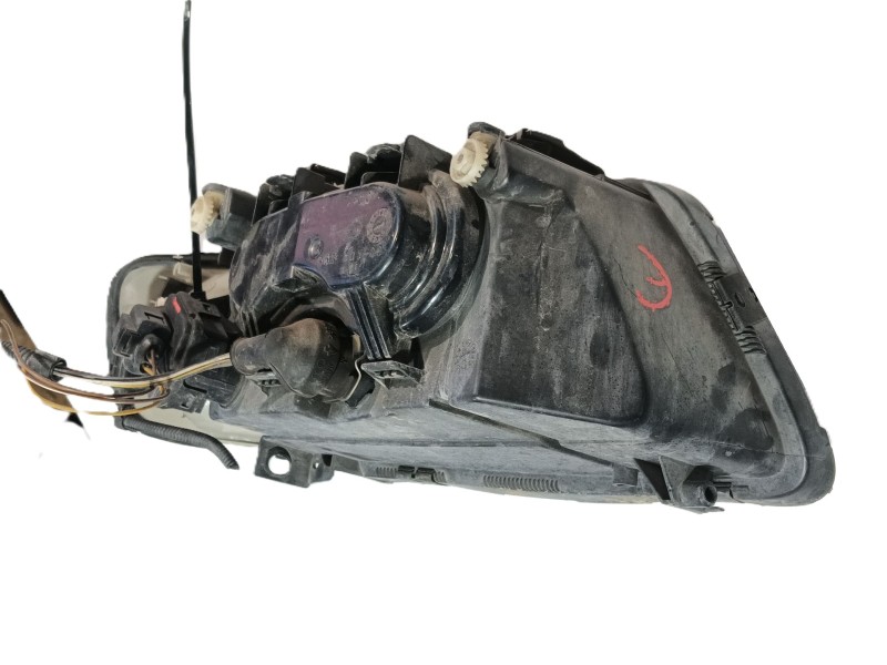Recambio de faro izquierdo para audi a3 (8l1) 1.6 referencia OEM IAM 8L0941029  