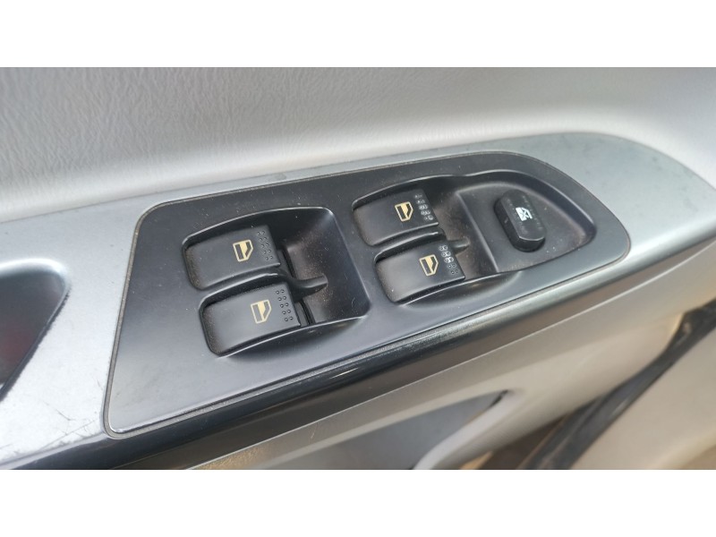 Recambio de mando elevalunas delantero izquierdo para landwind (jmc) cv9 1.6 referencia OEM IAM   