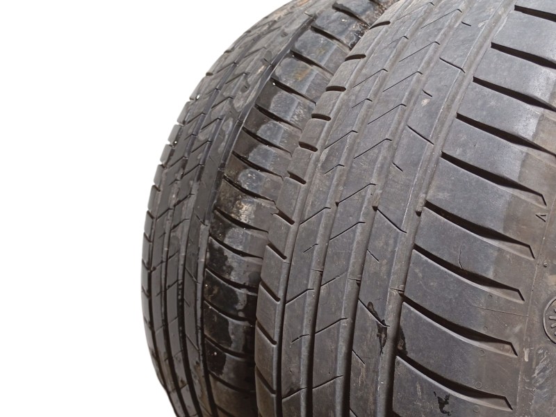 Recambio de neumatico para » otros... modelos referencia OEM IAM 215/55 R16 2 LASSA