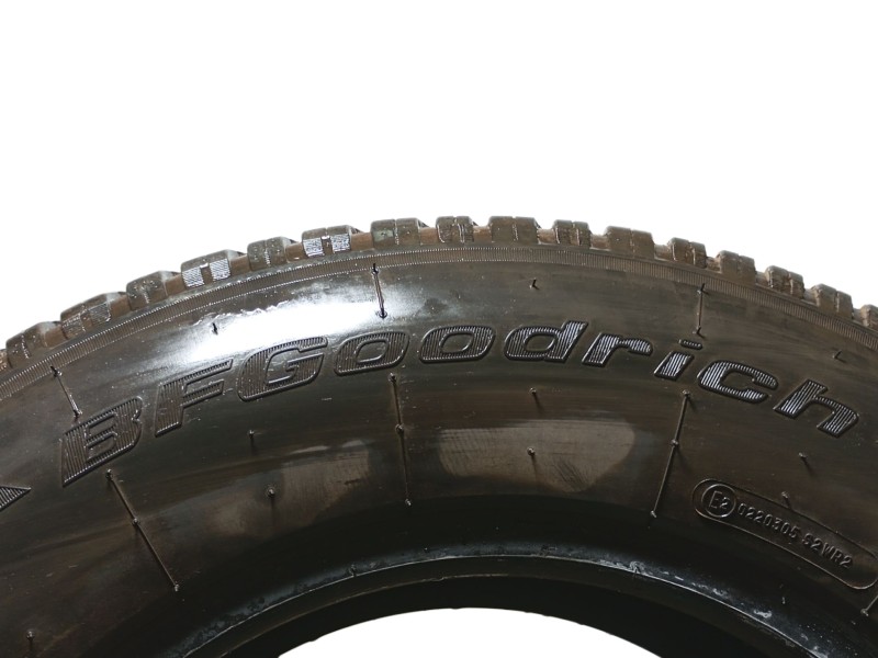 Recambio de neumatico para » otros... modelos referencia OEM IAM 225/10 R16 2 BFGOODRICH