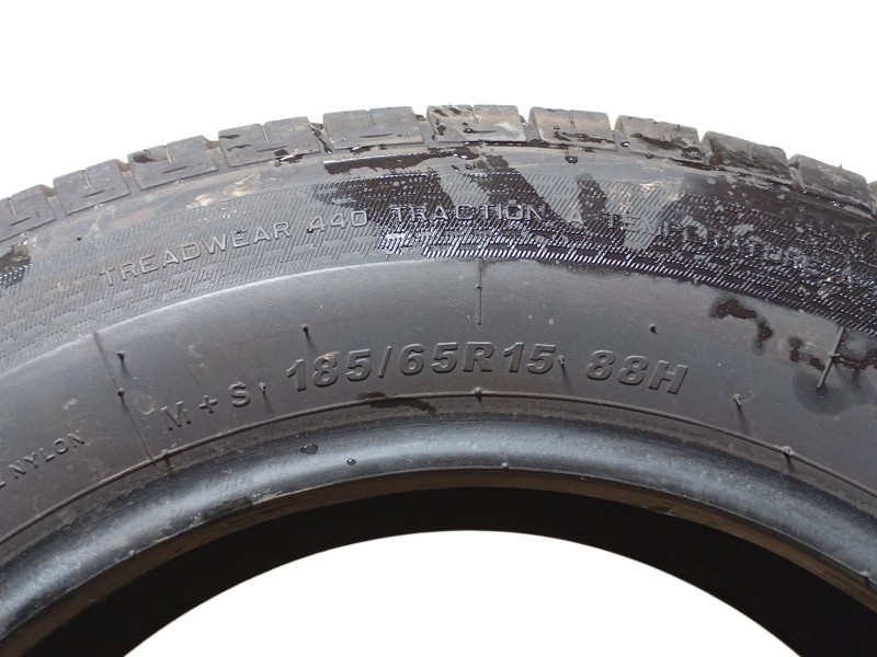 Recambio de neumatico para » otros... modelos referencia OEM IAM 185/65 R15 88H 2 COMFORSER