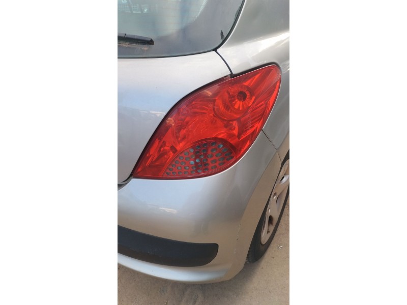 Recambio de piloto trasero derecho para peugeot 207/207+ (wa_, wc_) 1.6 hdi referencia OEM IAM 6351Y7  