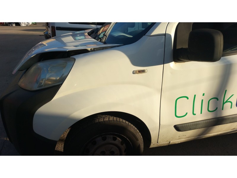 Recambio de aleta delantera izquierda para peugeot bipper (aa_) 1.3 hdi 75 referencia OEM IAM 1615089280  