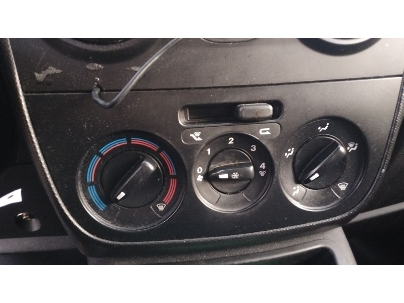 Recambio de mando calefaccion / aire acondicionado para peugeot bipper (aa_) 1.3 hdi 75 referencia OEM IAM   