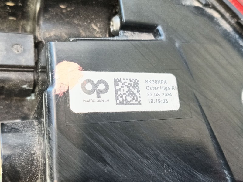 Recambio de piloto trasero derecho para skoda octavia iv (nx3, nn3, pv3) 2.0 tdi referencia OEM IAM   