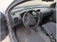 opel corsa c (x01) del año 2002 2