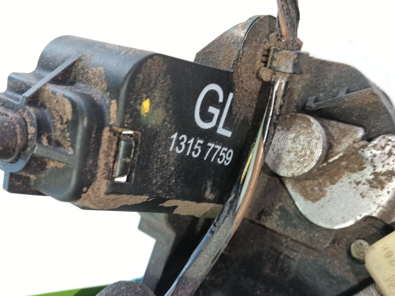 Recambio de cerradura puerta trasera derecha para opel vectra c (z02) 1.8 16v referencia OEM IAM 13210763  