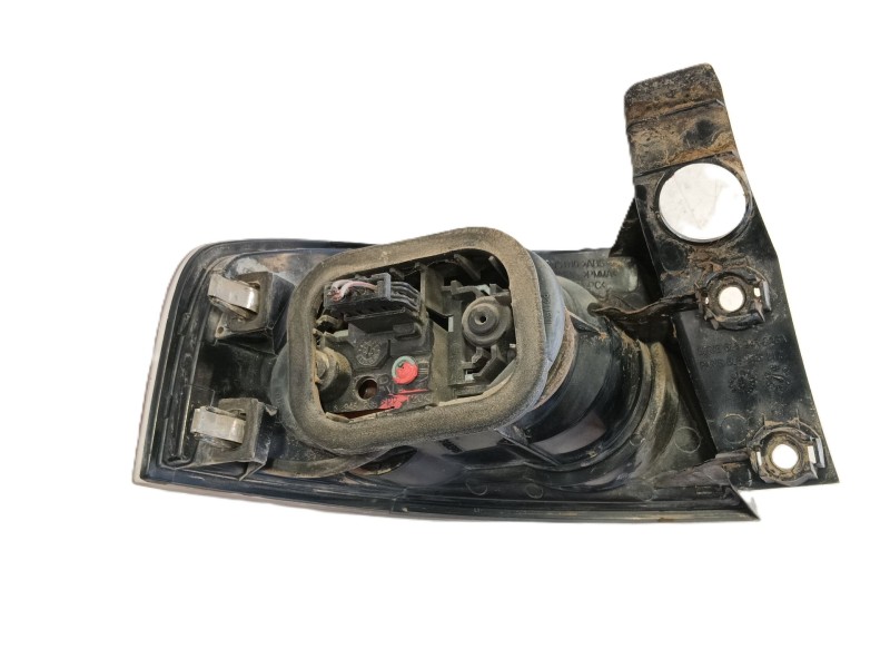 Recambio de piloto trasero derecho para seat ibiza iii (6l1) 1.9 tdi referencia OEM IAM 6L6945112B  