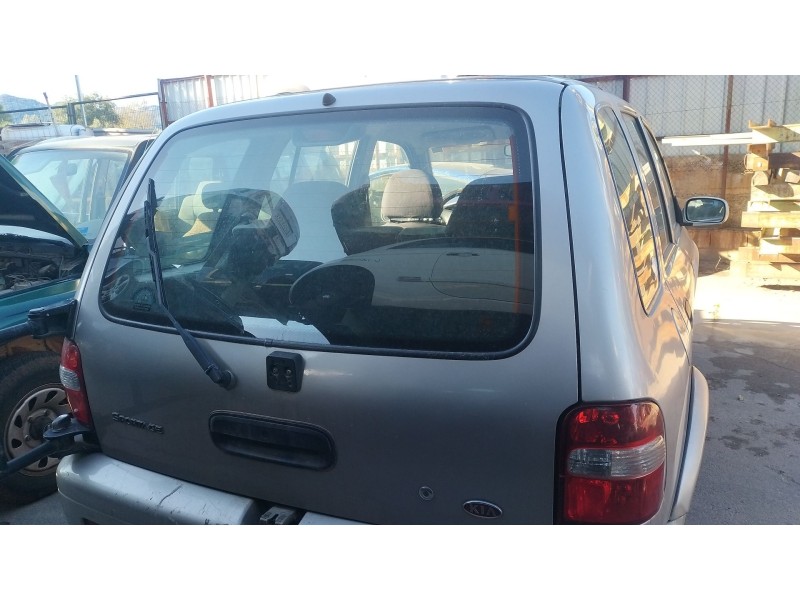 Recambio de porton trasero para kia sportage suv (k00) 2.0 td 4wd referencia OEM IAM 0K04D62020  