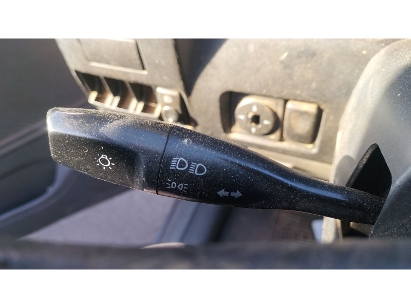 Recambio de mando luces para kia sportage suv (k00) 2.0 td 4wd referencia OEM IAM   