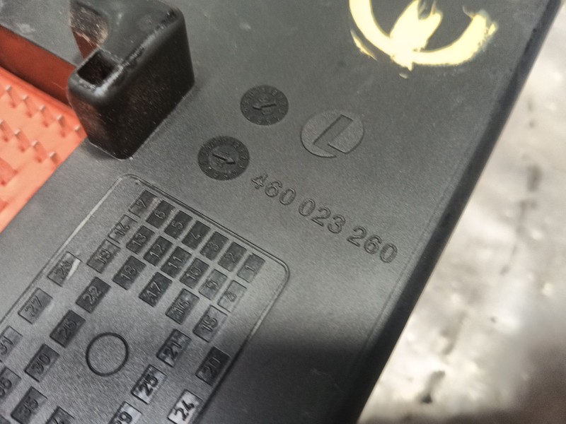 Recambio de caja reles / fusibles para saab 9-3 station wagon (e50) 1.9 tid referencia OEM IAM   