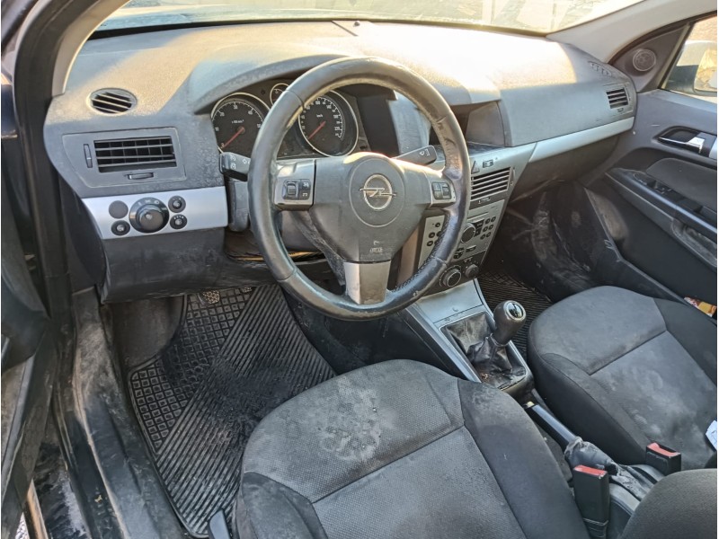 opel astra h (a04) del año 2006