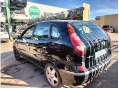 nissan almera tino (v10) del año 2002 2