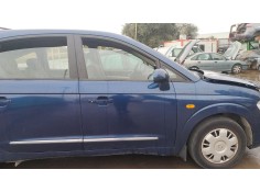 Recambio de puerta delantera derecha para ssangyong rodius i 2.7 xdi referencia OEM IAM 6200421202  