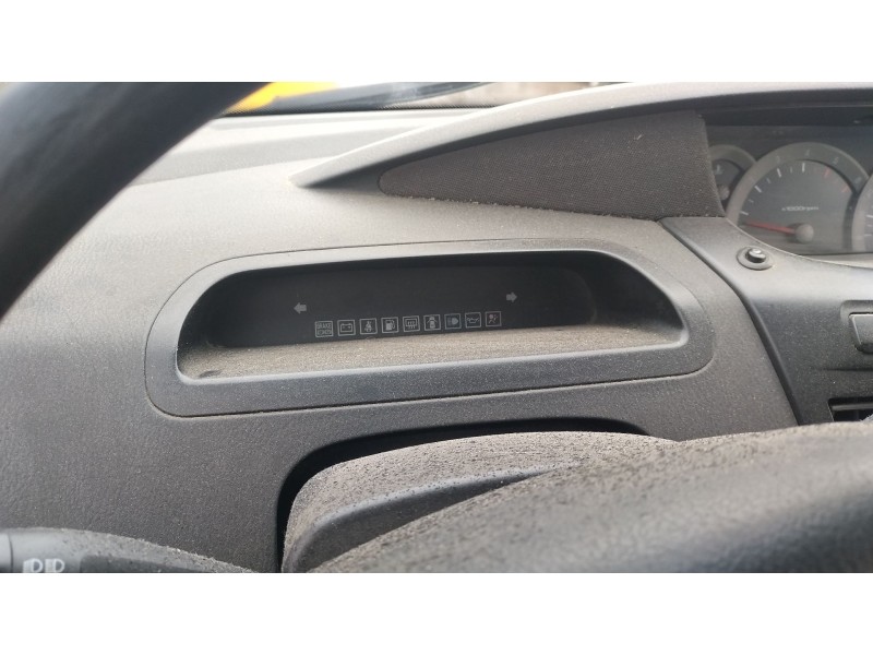 Recambio de cuadro instrumentos para ssangyong rodius i 2.7 xdi referencia OEM IAM   