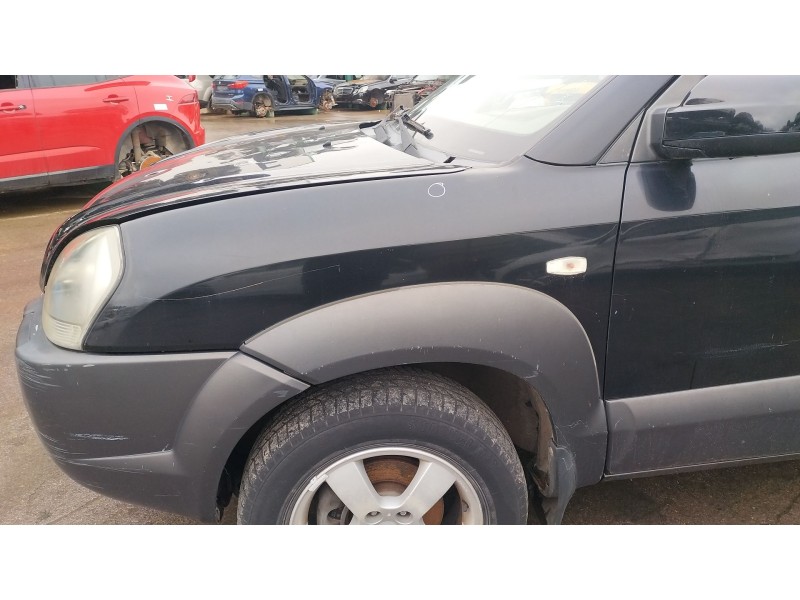 Recambio de aleta delantera izquierda para hyundai tucson (jm) 2.0 crdi referencia OEM IAM 663112E120  