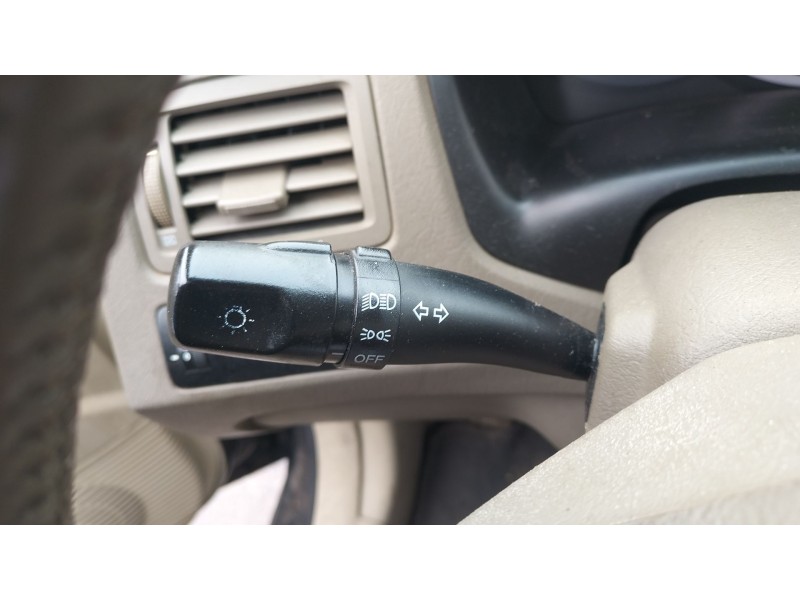 Recambio de mando intermitentes para hyundai tucson (jm) 2.0 crdi referencia OEM IAM   