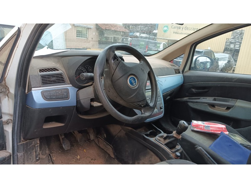 fiat grande punto (199_) del año 2005