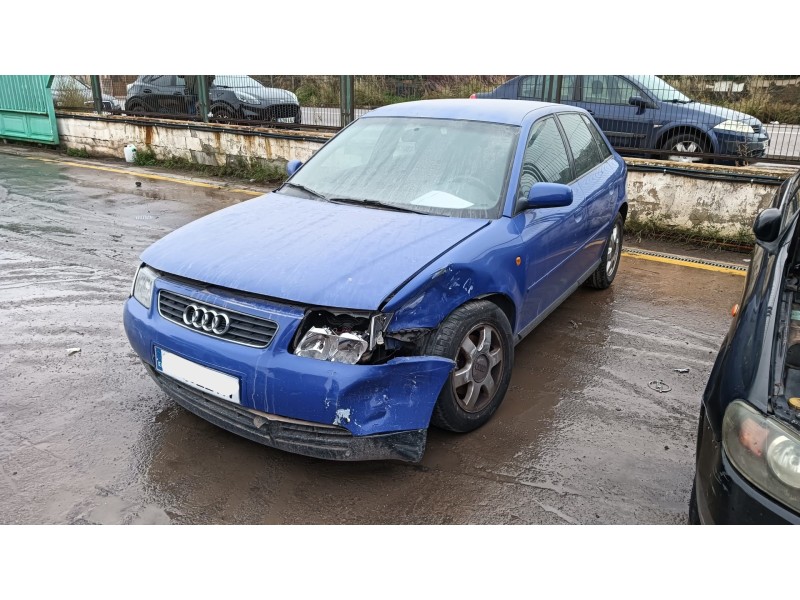 audi a3 (8l1) del año 2000