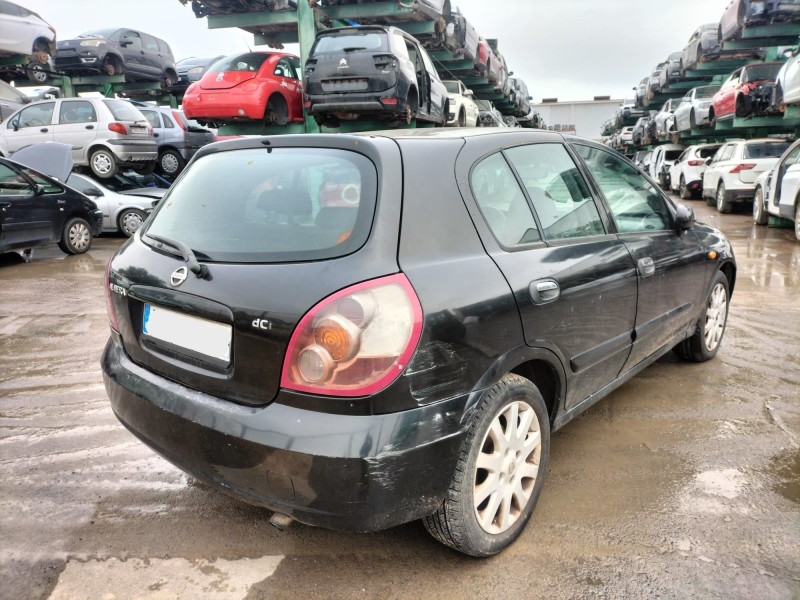 nissan almera ii hatchback (n16) del año 2005