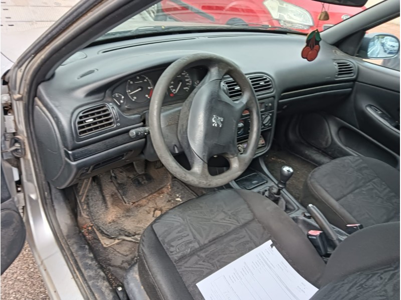 peugeot 406 (8b) del año 2000