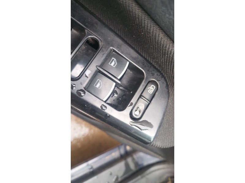 Recambio de mando elevalunas delantero izquierdo para volkswagen golf iv (1j1) 1.6 referencia OEM IAM 1J3959857B  