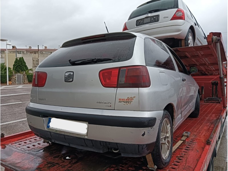 seat ibiza ii (6k1) del año 2001