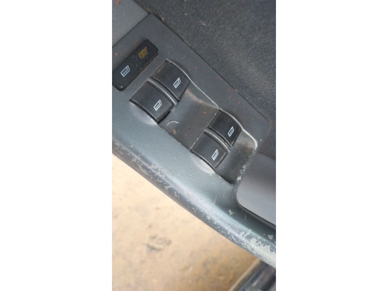 Recambio de mando elevalunas delantero izquierdo para audi a3 (8l1) s3 quattro referencia OEM IAM   
