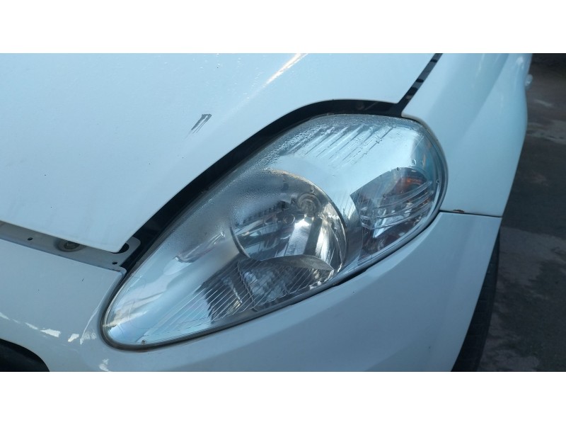 Recambio de faro izquierdo para fiat grande punto (199_) 1.3 d multijet referencia OEM IAM 0000051701593  