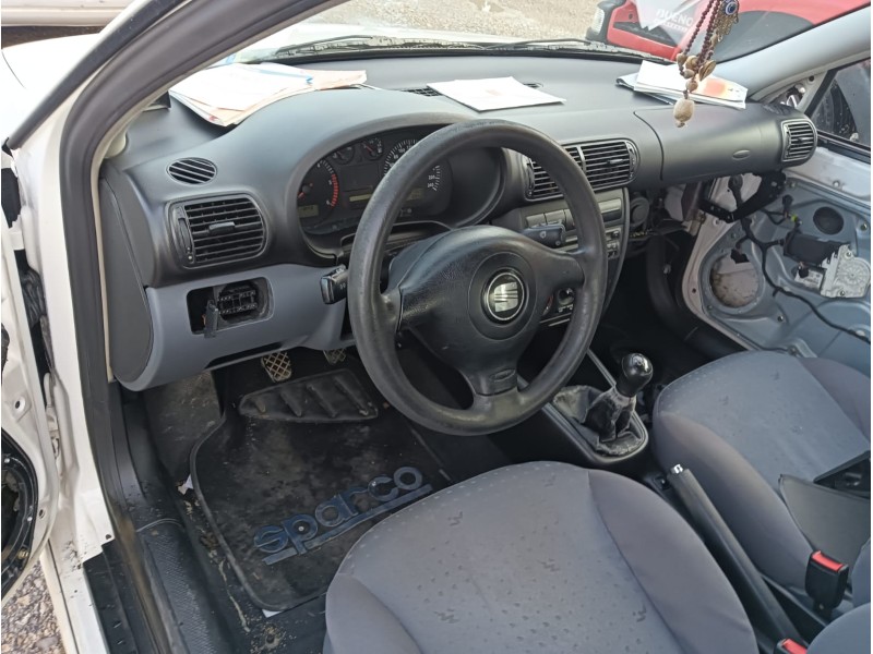 seat toledo ii (1m2) del año 2000