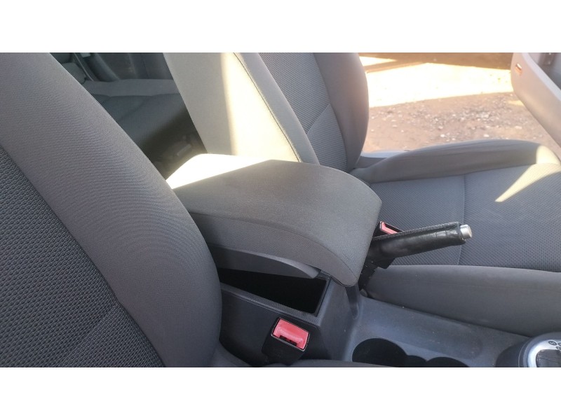 Recambio de apoyabrazos central para volkswagen touran (1t3) 1.6 tdi referencia OEM IAM   