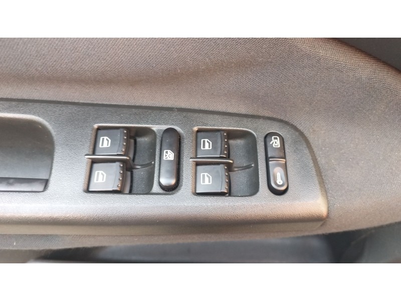 Recambio de mando elevalunas delantero izquierdo para skoda octavia i (1u2) 1.9 tdi referencia OEM IAM   