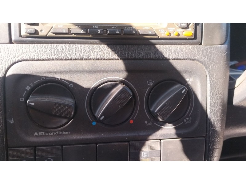 Recambio de mando calefaccion / aire acondicionado para volkswagen golf iii variant (1h5) 1.9 tdi referencia OEM IAM   