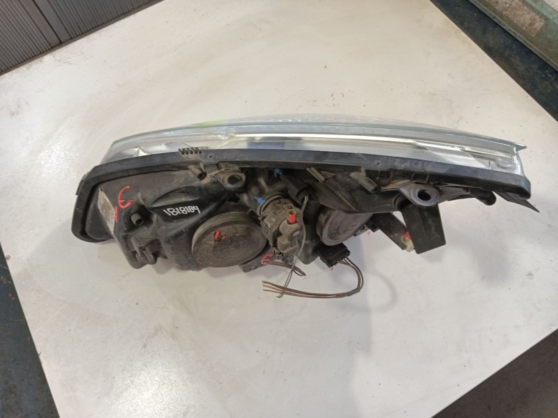 Recambio de faro derecho para renault scénic ii (jm0/1_) 1.5 dci (jm0f) referencia OEM IAM 260102336R  